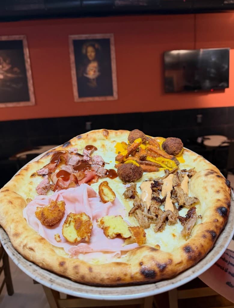 Pizza multigusto a 4 sezioni