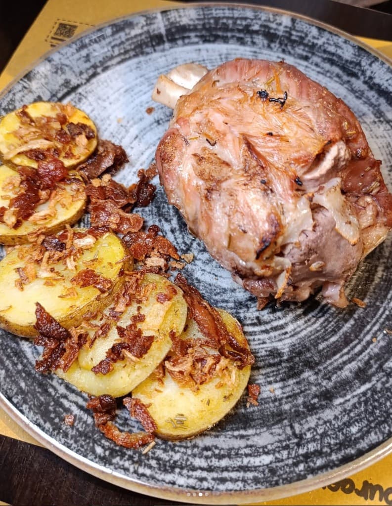 Stinco Pork con patate